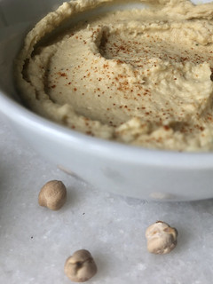 A picture of Easy Hummus.