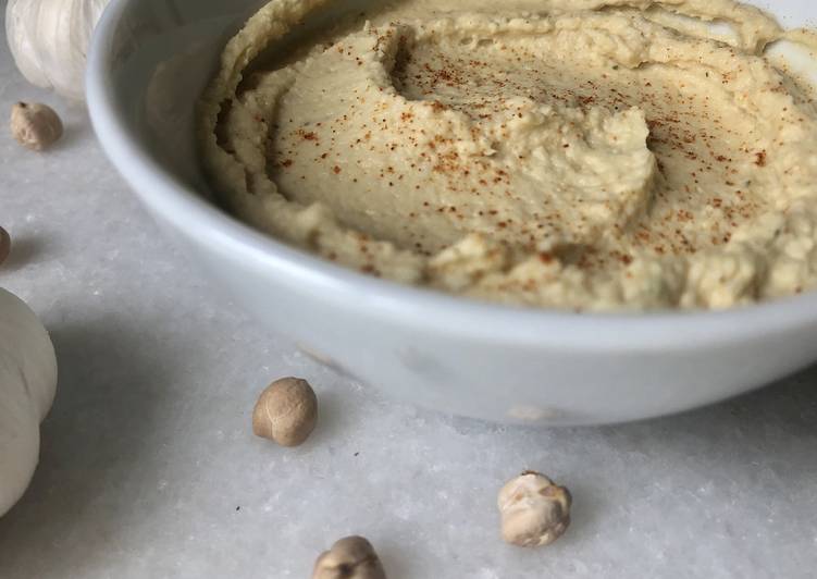 Easiest Way to Make Quick Easy Hummus