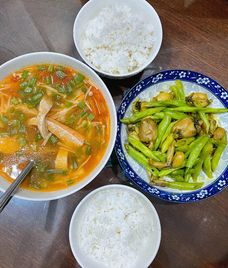 canh lườn cá hồi