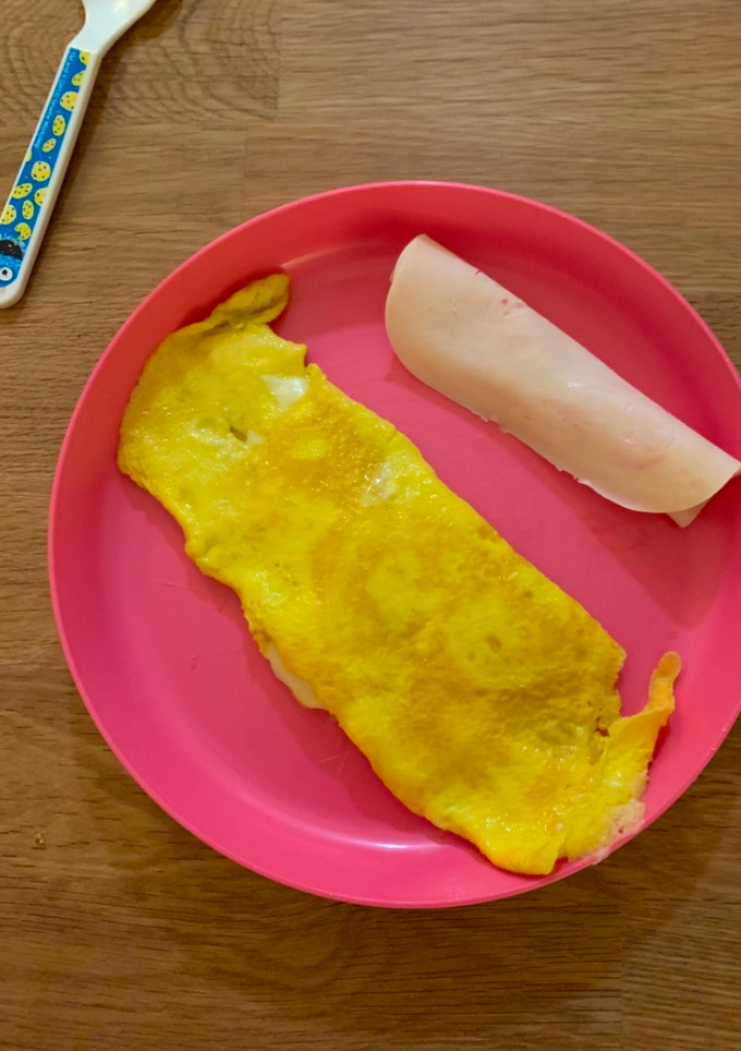 Una foto de Tortilla con gouda - cena en 5 minutos para niños y todos en casa