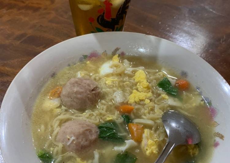 Resep: ⭐️Mie instan rebus⭐️ Farah Quinn