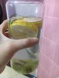Surabaya lagi hot2 nya, bikin minuman yg seger2 sekaligus dulu