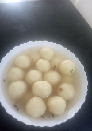 সুজির রসগোল্লা (soojir rasogolla recipe in bengali) রেসিপির প্রধান ছবি