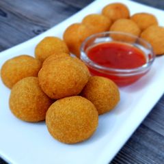 A picture of Cheesy Potato Rice Balls.
