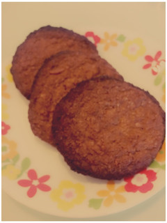 A picture of Sugarfree Oats-Almond Cookies.