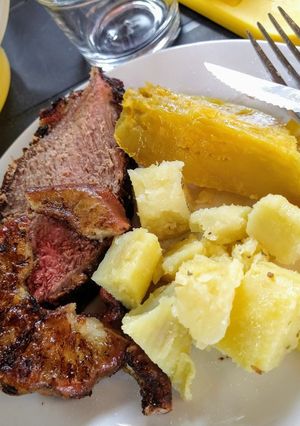 Una foto de Guarnición de papa y batata fácil!