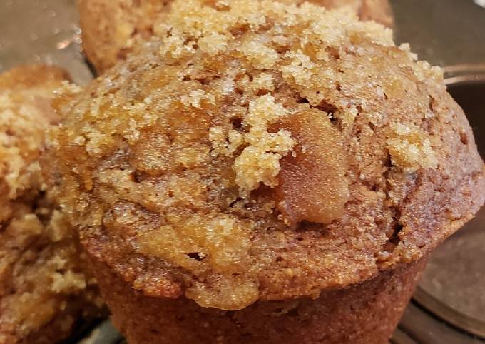Fresh Fig Whole Wheat Muffins with a Brown Sugar Crumble
