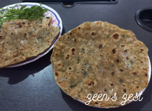 A picture of Dill and Onion Parathas.