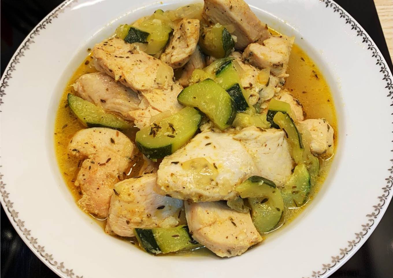 Petit bouillon express poulet courgettes au cookeo