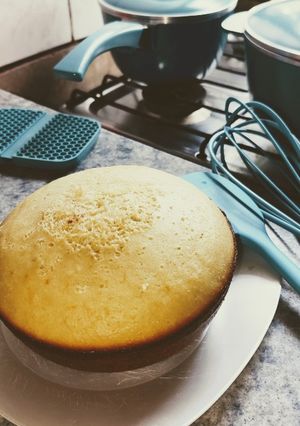 Una foto de Bizcochuelo de Naranja 🍊 💫 La cacerolita de 18 cm como estrella‼️👏🏼 👏🏼 👏🏼