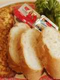 ไข่ม้วนไก่สับขนมปังบาร์เก็ต