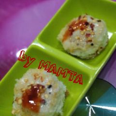 A picture of Chota cheesy bun.
