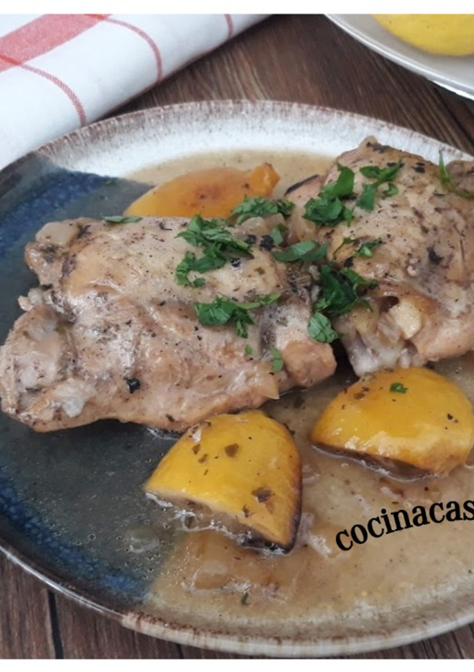 Una foto de Pollo al limón