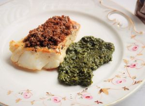 Foto de Bacalhau Fresco com Crosta de Broa e Pasta de Azeitona