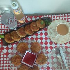 A picture of Quick and Easy Tea Snacks.