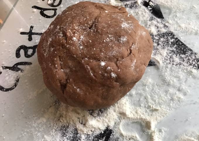 Pâte brisée au lait et chocolat