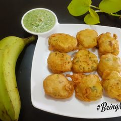 A picture of Crispy Raw Banana Fritters.
