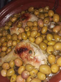 صورة لوصفة طاجين الزيتون بالدجاج