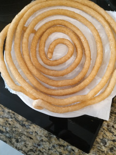 Una foto de Churros con chocolate sin gluten y sin lactosa