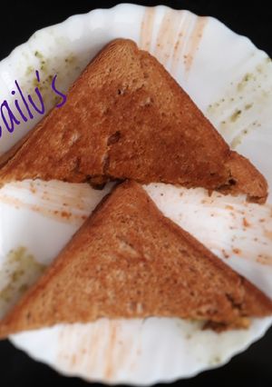 A picture of Shredded Chicken Cheese Sandwich.