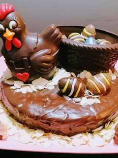 Una foto de Mona de Pascua de chocolate