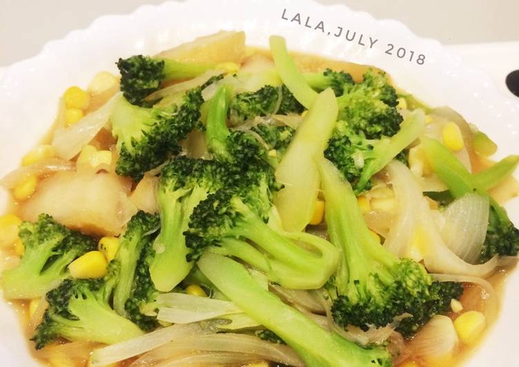 Resep Cah brokoli saus tiram Lezat