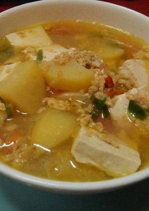 Foto resep Sop / Sup Tahu dan Kentang Alaku