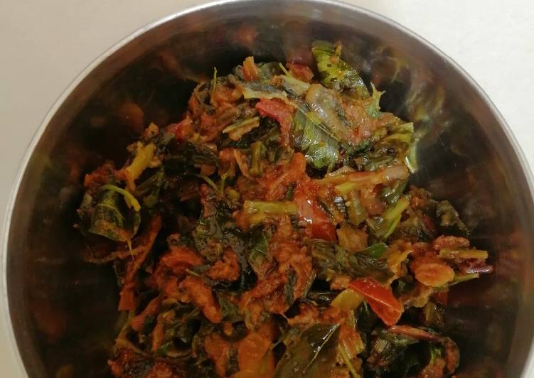 Step-by-Step Guide to Prepare Homemade Tomato purslane leaves curry Gangavalli kura