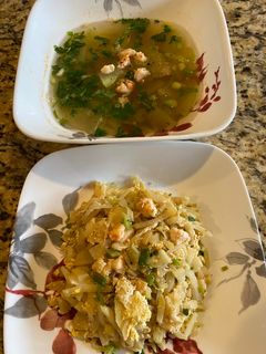 Hình của món Canh bầu và bầu xào trứng.