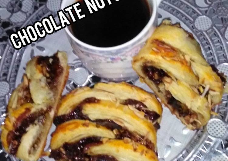 Simple Way to Prepare Super Quick Homemade Chocolate nuts puff