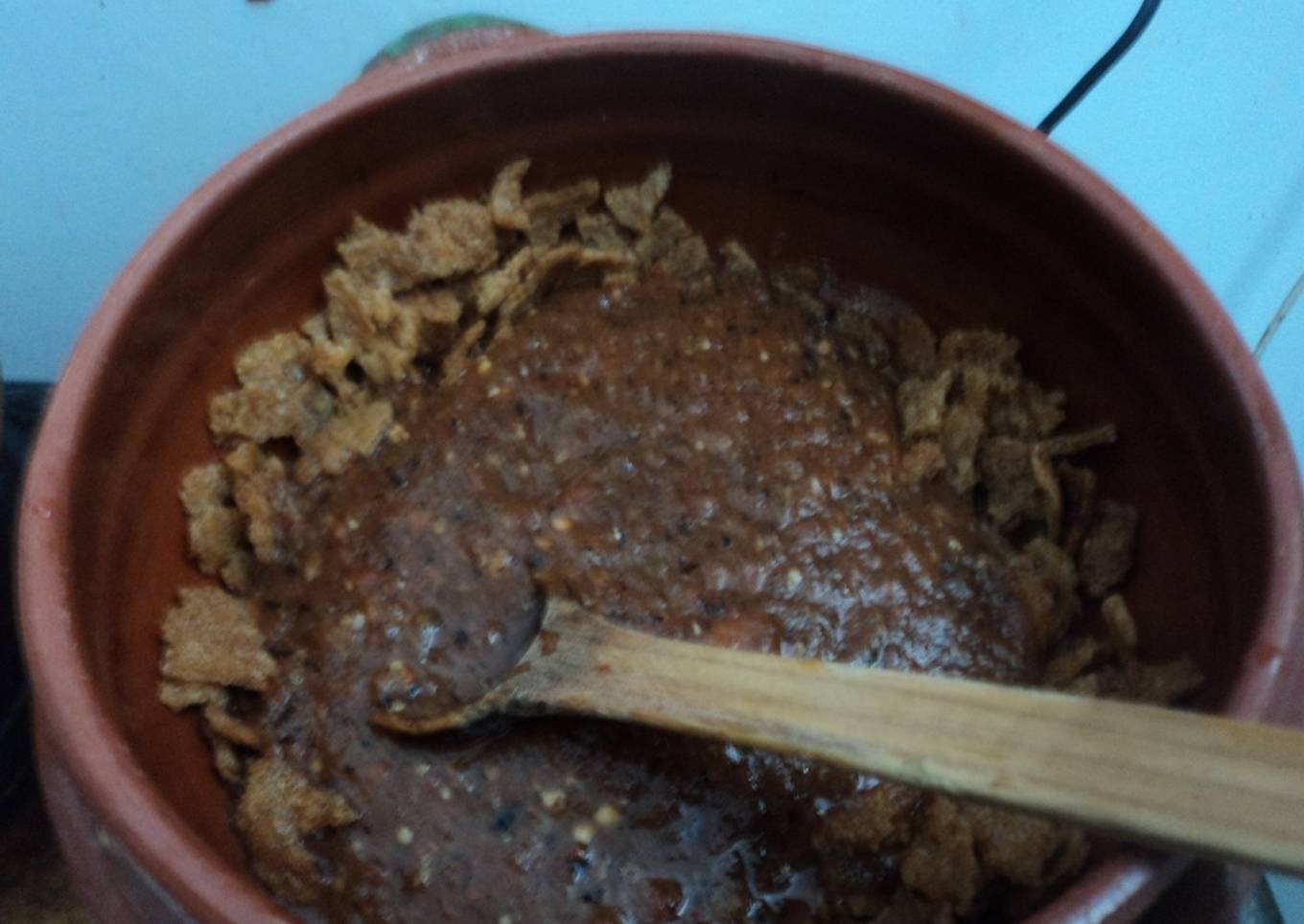 Chicharrón o duro de cerco con salsa asada el Ocote