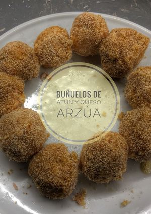 Una foto de Buñuelos de atún y queso Arzúa