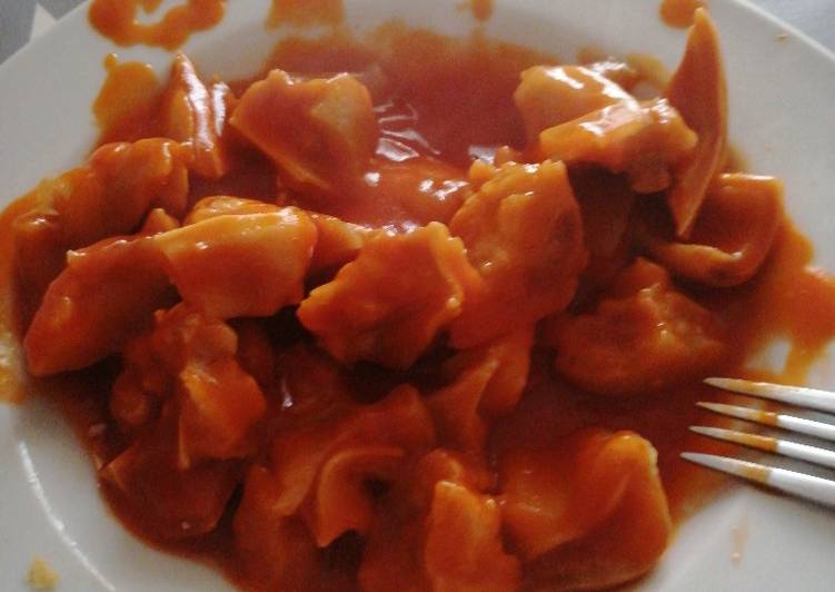 Oreja de cerdo versión con tomate