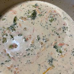 A picture of Broccoli cheddar soup with bacon.