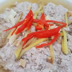 A picture of Steamed Pork With Salted Fish.