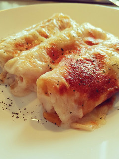 Una foto de Canelones de bacalao