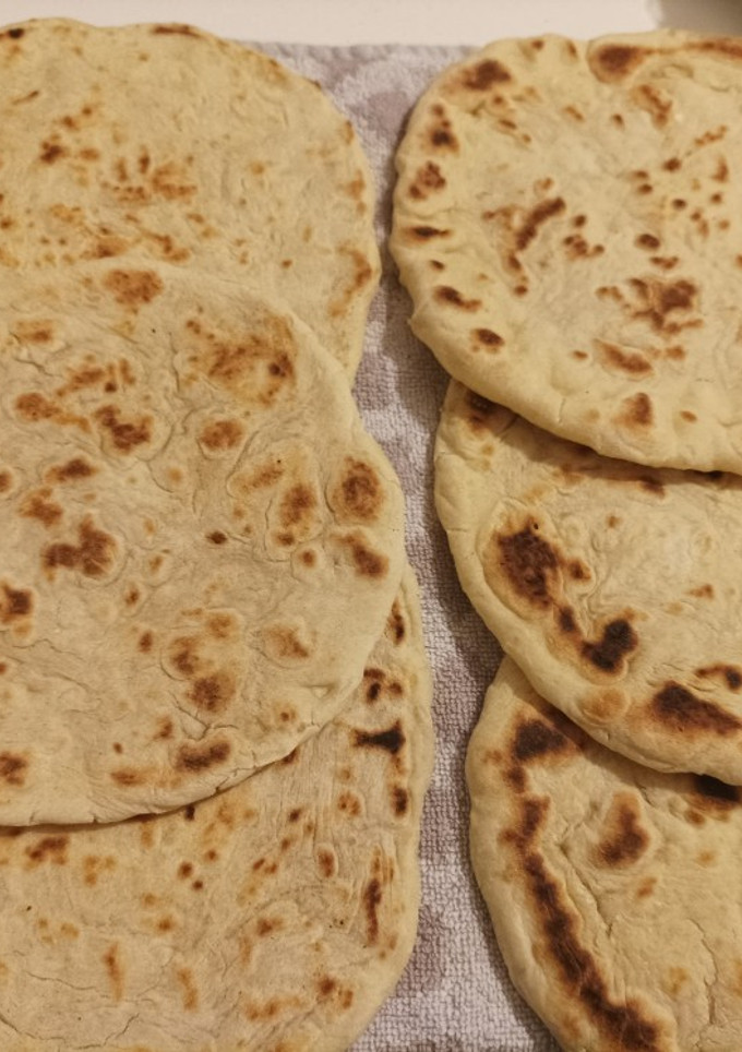 Una foto de Panes en la sartén súper rápidos🫓😋