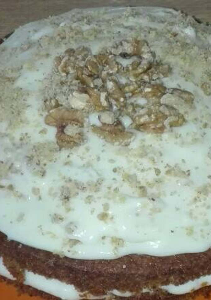 Una foto de Tarta de zanahoria & nueces con frosting de queso