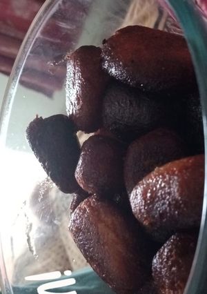 A picture of Kala Jamun with homemade koya.