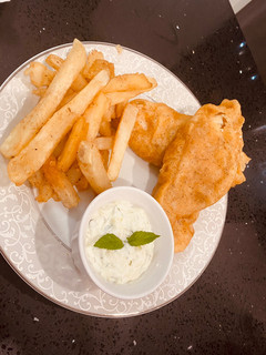 A picture of Fish And Chips.