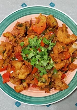 તડકા વેજીટેબલ બ્રેડ (Tadka Vegetable Bread Recipe In Gujarati) રેસીપી મુખ્ય ફોટો