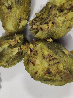भरवां करेले (Bharva karele recipe in Hindi) रेसिपी मुख्य फोटो