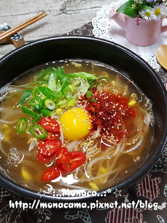 韓式黃豆芽湯飯콩나물국밥 的食譜成品照片