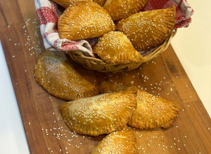 Φωτογραφία της συνταγής Εύκολες κουρού τυρόπιτες