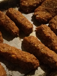 Una foto de Salchichas/Chorizos de legumbres y arroz (vegan y económico)!