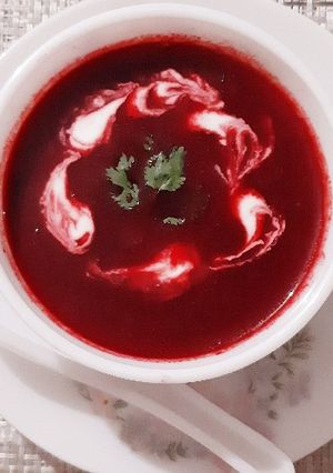 A picture of Beetroot Soup.