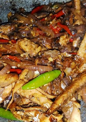 Foto resep Oseng Ikan dengan bawang bombay merah