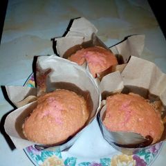 A picture of Strawberry muffins.