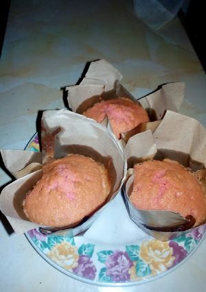 A picture of Strawberry muffins.