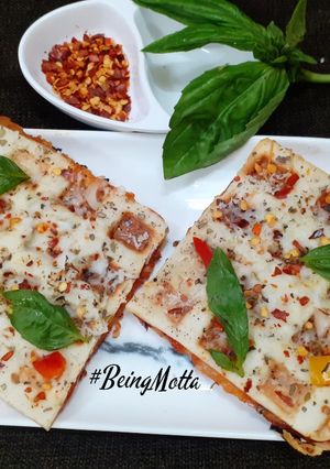 A picture of Italian Pizza Waffle.